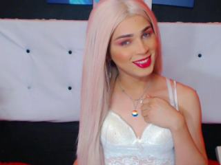 Gorgeous tgirl sex cam alexandraVain