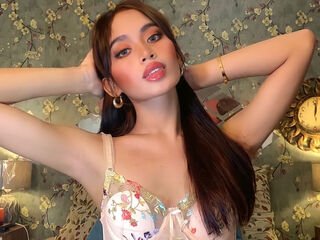 Free tgirl sex chat KrishnahJasmine