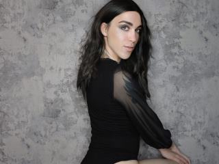 Hot live tgirl cam Stripperella_Jones